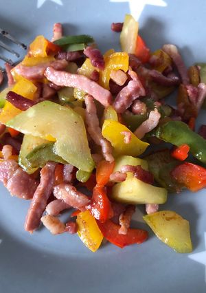 Une photo de Poêlé légumes lardons