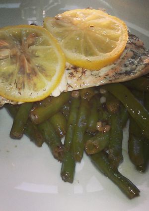 A picture of Salmon with Lemon and Dill.