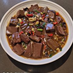 A picture of Chinese Blood Pudding.