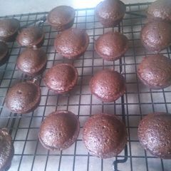 A picture of Brownie bites.