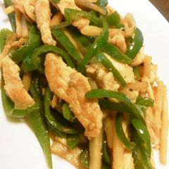 A picture of Easy and Soft Chicken Breast Chinjao Rosu-style.