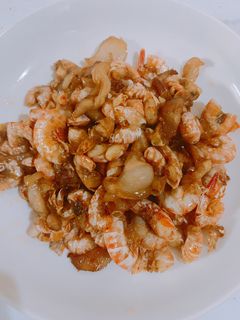 Hình của món Thịt ram tôm.