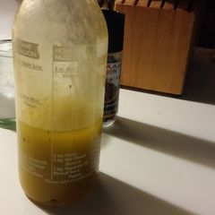 A picture of Honey & Lemon Vinaigrette.