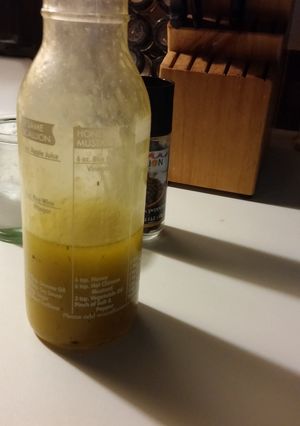 A picture of Honey & Lemon Vinaigrette.