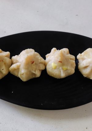 A picture of Rice flour Modak.