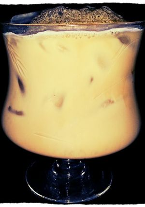 A picture of Mike's Easy Iced Vanilla Coffee.