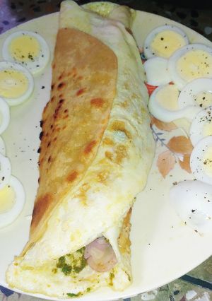 एग रोल (Egg roll recipe in hindi) रेसिपी मुख्य फोटो