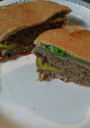 A picture of Pita Bread Cheeseburger.