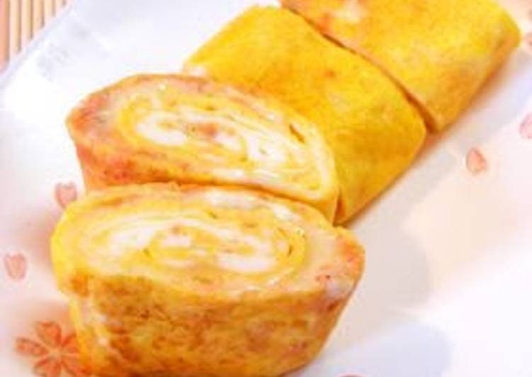Simple Way to Prepare Any-night-of-the-week Tamagoyaki Japanese Omelettes with Salmon Flakes and Cheese