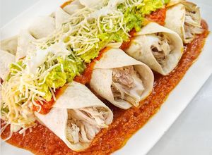 Foto principal de Flautas de pollo con guacamole