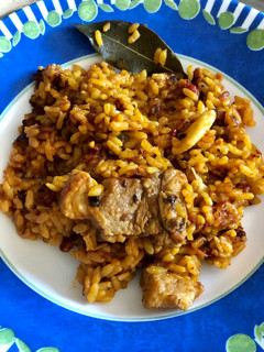 Una foto de Arroz con costilla de cerdo