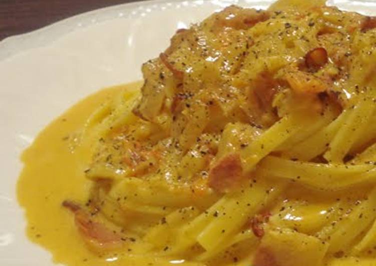 Tomato Carbonara With Plenty Of Bacon