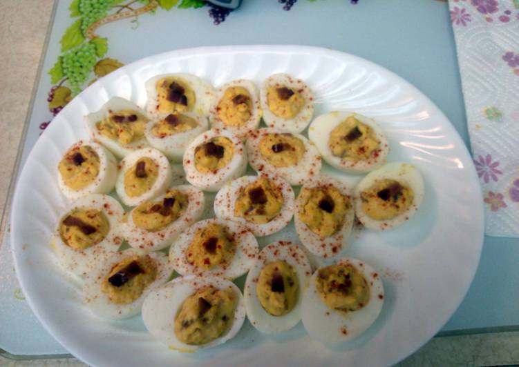 Recipe: Yummy Smoked Bacon Deviled Eggs