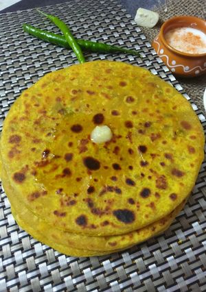 पंजाबी पनीर पराठा(punjabi paneer paratha recipe in hindi) रेसिपी मुख्य फोटो