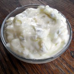 A picture of Tartar Sauce.