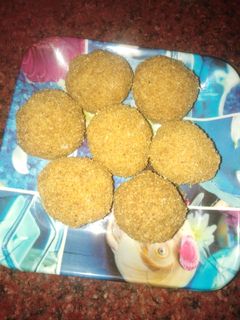 அவல் லட்டு செய்முறை முக்கிய புகைப்படம்