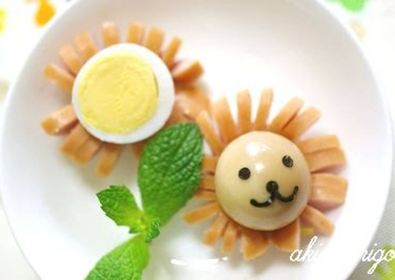 Lion Shaped Wiener Sausage (Decorative Bento Item)