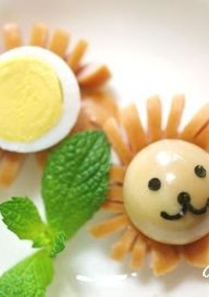 A picture of Lion Shaped Wiener Sausage (Decorative Bento Item).
