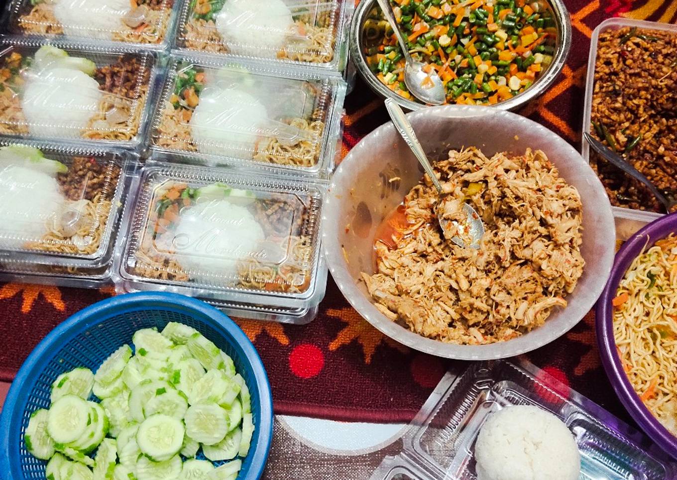 Nasi campur utk sedekah Jum'at