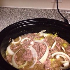 A picture of Chicago Italian Beef.