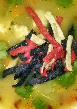 A picture of Chicken+Rice Tortilla Soup.