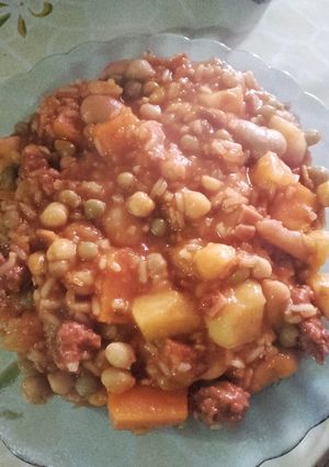 Una foto de Guiso de arroz con legumbres
