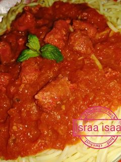 صورة لوصفة سباغيتي بصلصة الطماطم والمرڨاز 🍝🌭🍅🍜