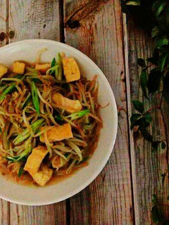 Foto resep Tumis taoge tahu alakadarnya