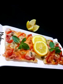 عکسی از دستور پیتزا با نون تست خونگی 😋😍