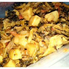 A picture of Karely Aur Aloo Ki bujiaaa 🍛.