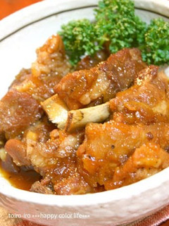 A picture of 10 Minutes in a Pressure Cooker! Spare Ribs Simmered in Yuzu Tea.