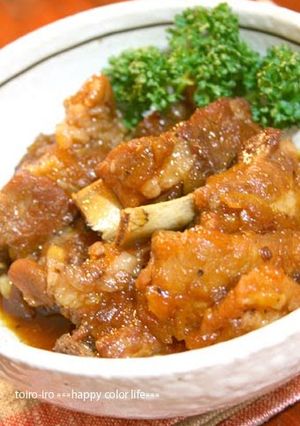 A picture of 10 Minutes in a Pressure Cooker! Spare Ribs Simmered in Yuzu Tea.