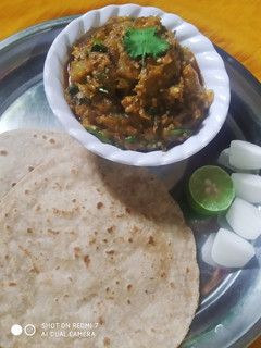बैंगन का भरता (baingan ka bharta recipe in hindi) रेसिपी मुख्य फोटो