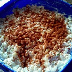 A picture of chicken pasta salad.