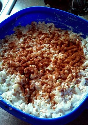 A picture of chicken pasta salad.
