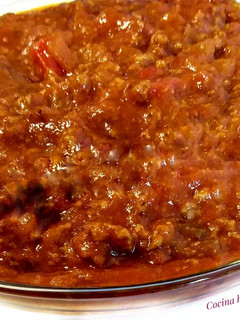 Una foto de Salsa boloñesa con vino blanco
