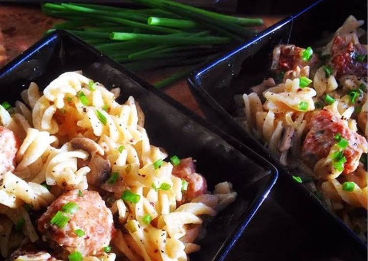 Creamy Pasta with Pork, Mushrooms & Chives