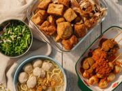 Gambar mie kuning kuah
