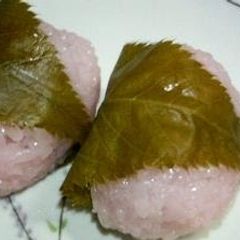 A picture of Easy! Microwavable Sakura Mochi (With Glutinous Mochi Rice).