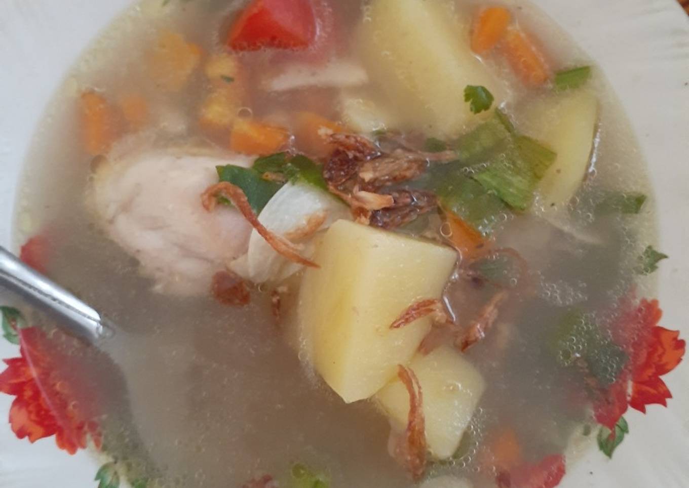 Bagaimana Membuat Resep sop ayam enak dan simple yang Enak