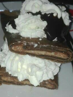 Una foto de Tortitas de chocolate rellena de Nocilla