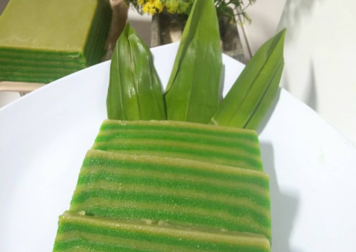 Kue lapis pandan