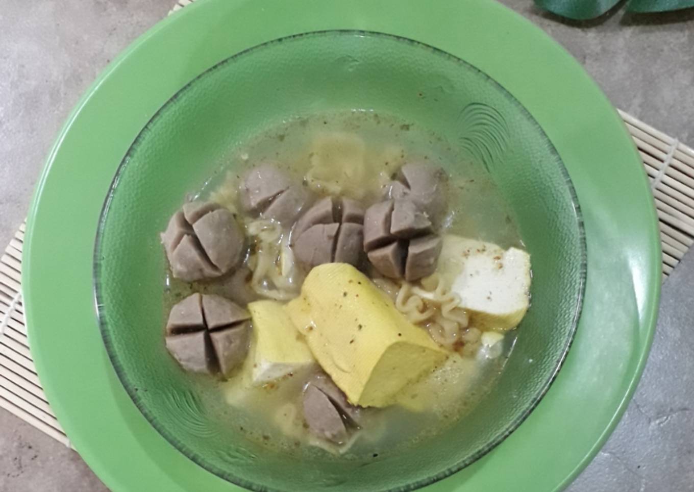 Mie Baso Tahu kuah instan