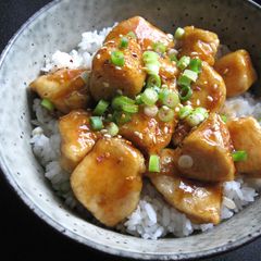 A picture of Sweet & Sour Chicken Rice Bowl.