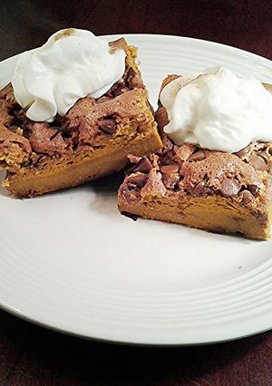 A picture of Flourless Cinnamon Spice Cake.