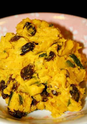 A picture of Easy Microwave-Made Kabocha Squash Salad.