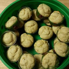 A picture of Banana Mini Muffins.