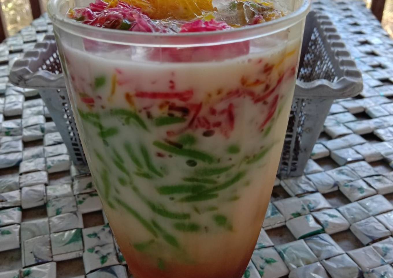 54. Judul : Es Cendol