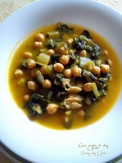 Una foto de Garbanzos con acelgas en crema de verduras