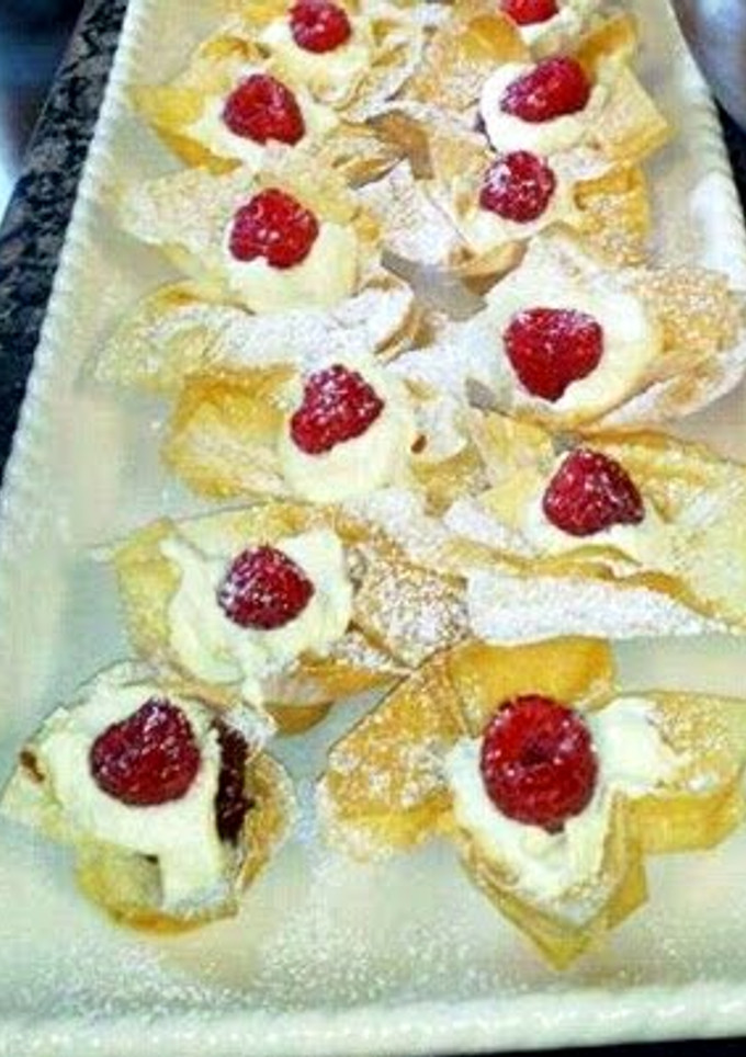 A picture of ~Raspberry Cream Phyllo Cups~.
